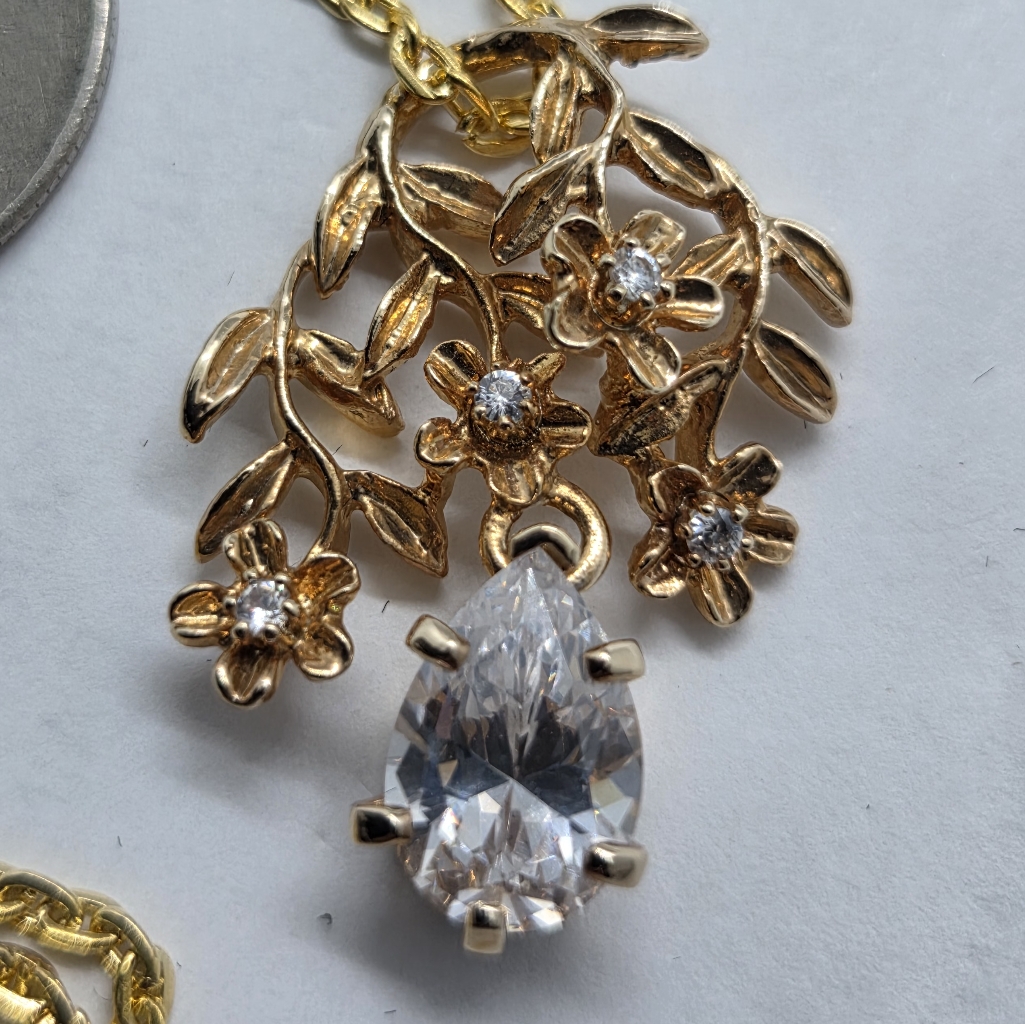 Elegant Goldplated Cz Floral Pendant Necklace